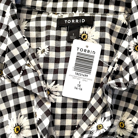 DAISY CHECK SHRT KIMONO NEW WITH TAGS                SIZE 1X  (14-16) - Picture 5 of 5